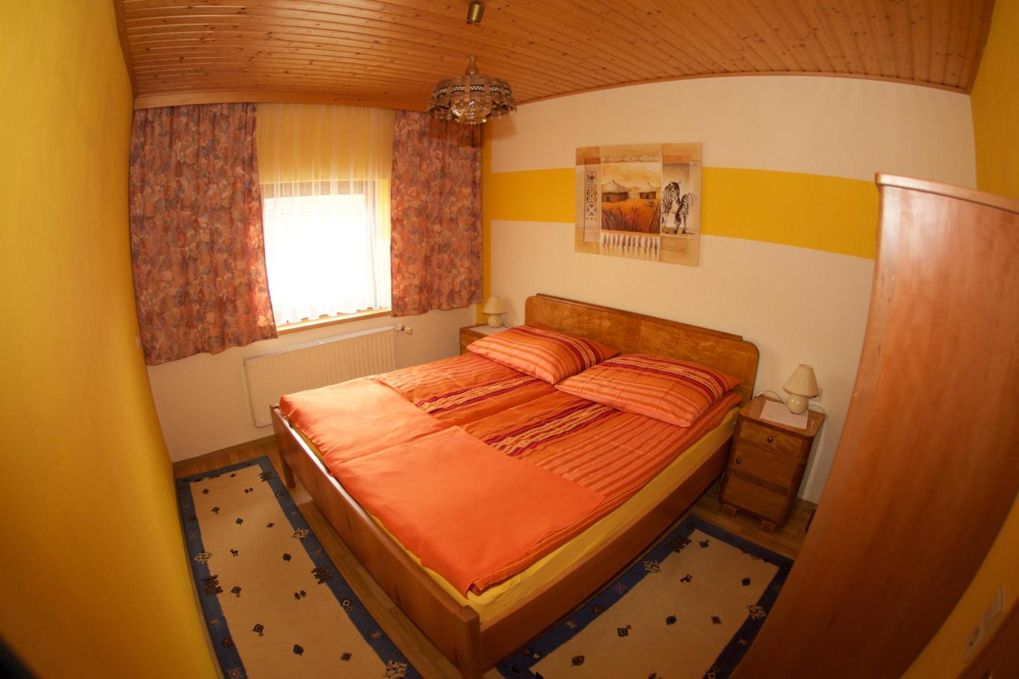 Haus Stoeffler Apartment Reisach Екстериор снимка